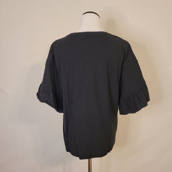 Vince Camuto Ruffle Sleeve Black Tee - S - Picture 4 of 10